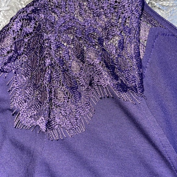 Old Navy Top - Picture 6 of 7